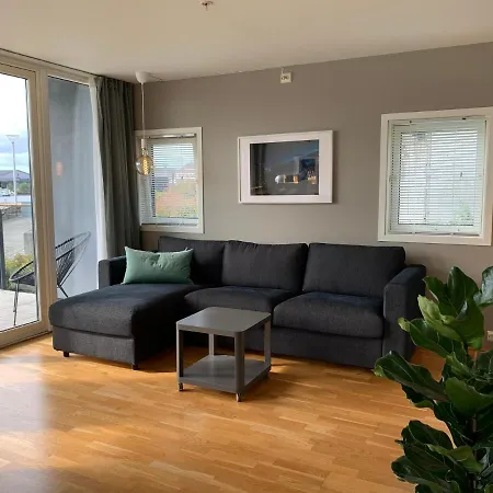 Apartment Modern In The Harbour Of Jorpeland